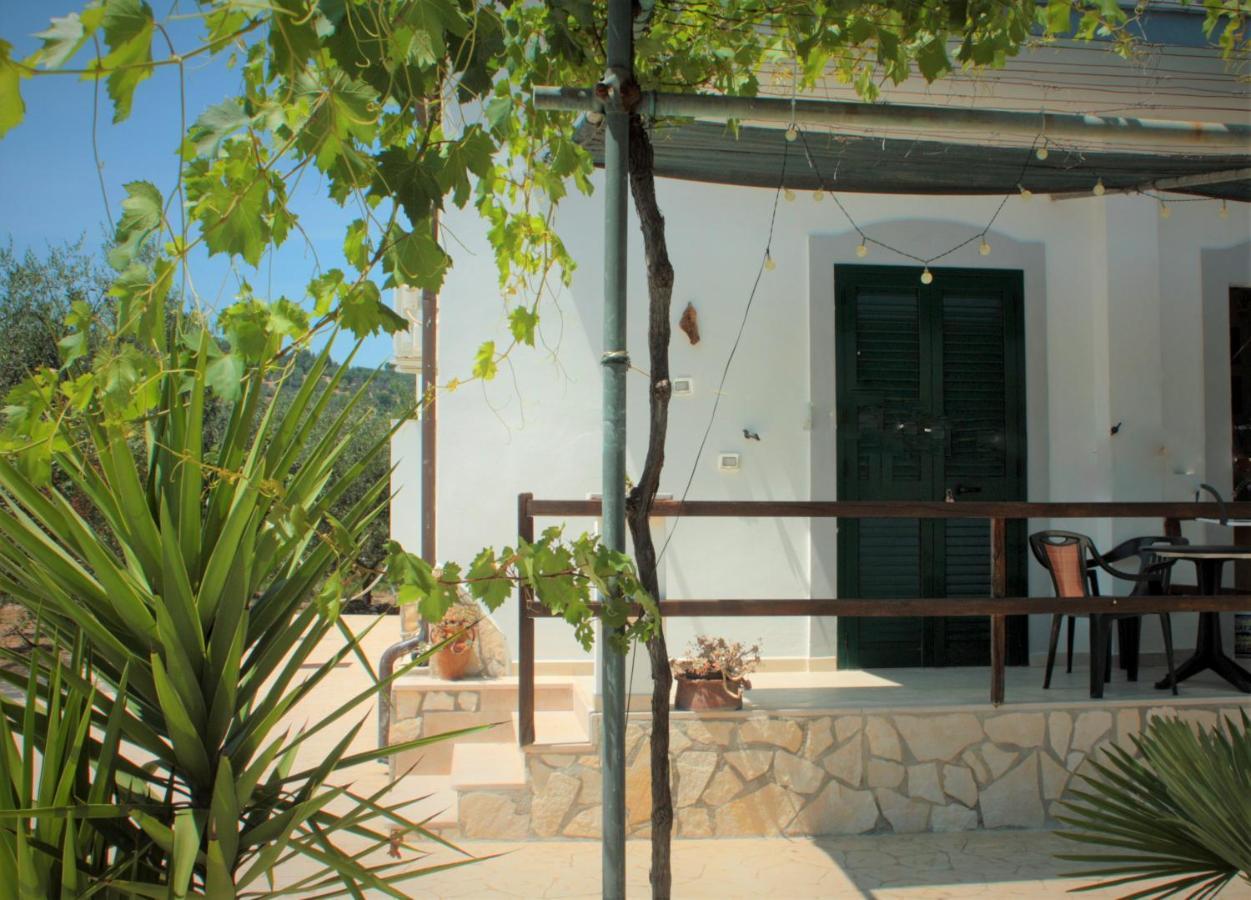 Vila Sejuda Hotell Peschici Exteriör bild