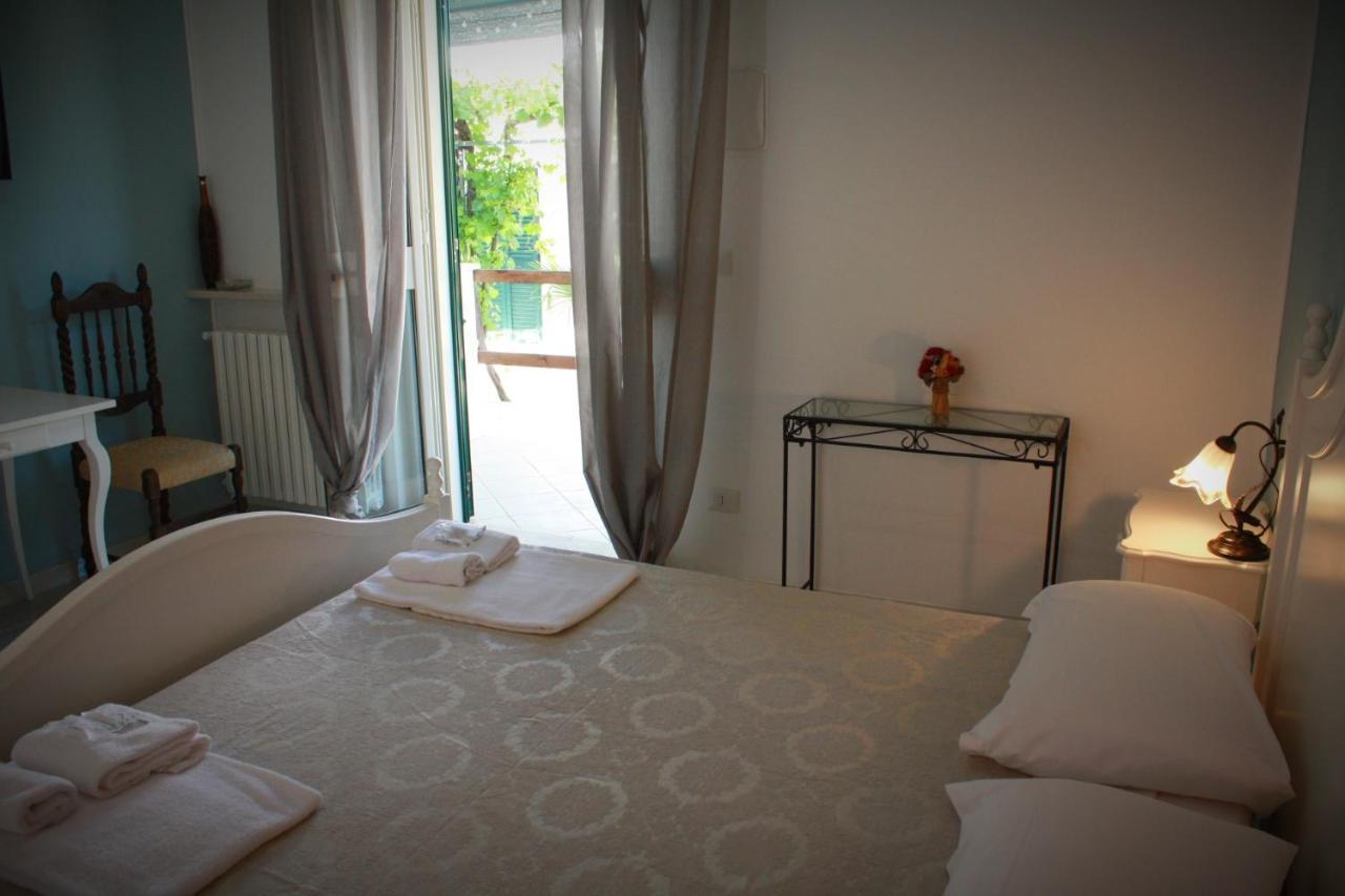 Vila Sejuda Hotell Peschici Exteriör bild